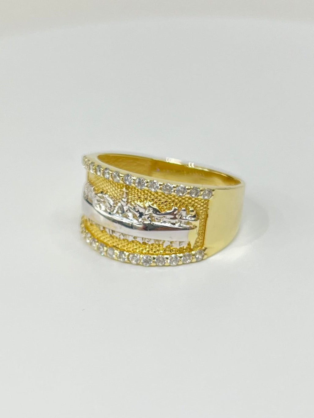 1246- NEW 14K The Last Supper Ring W.G