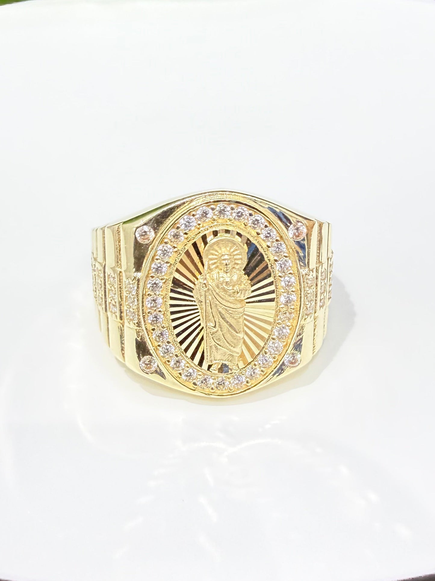 1620- NEW 10K St. Jude Men’s Fashion Ring W.G