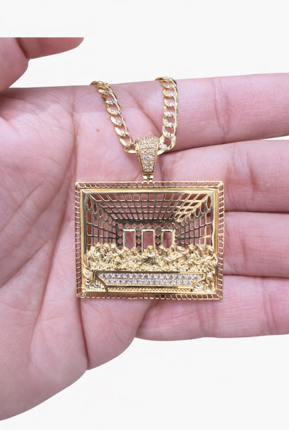 1217-NEW 14K The Last Supper Gold Square Pendant W.G