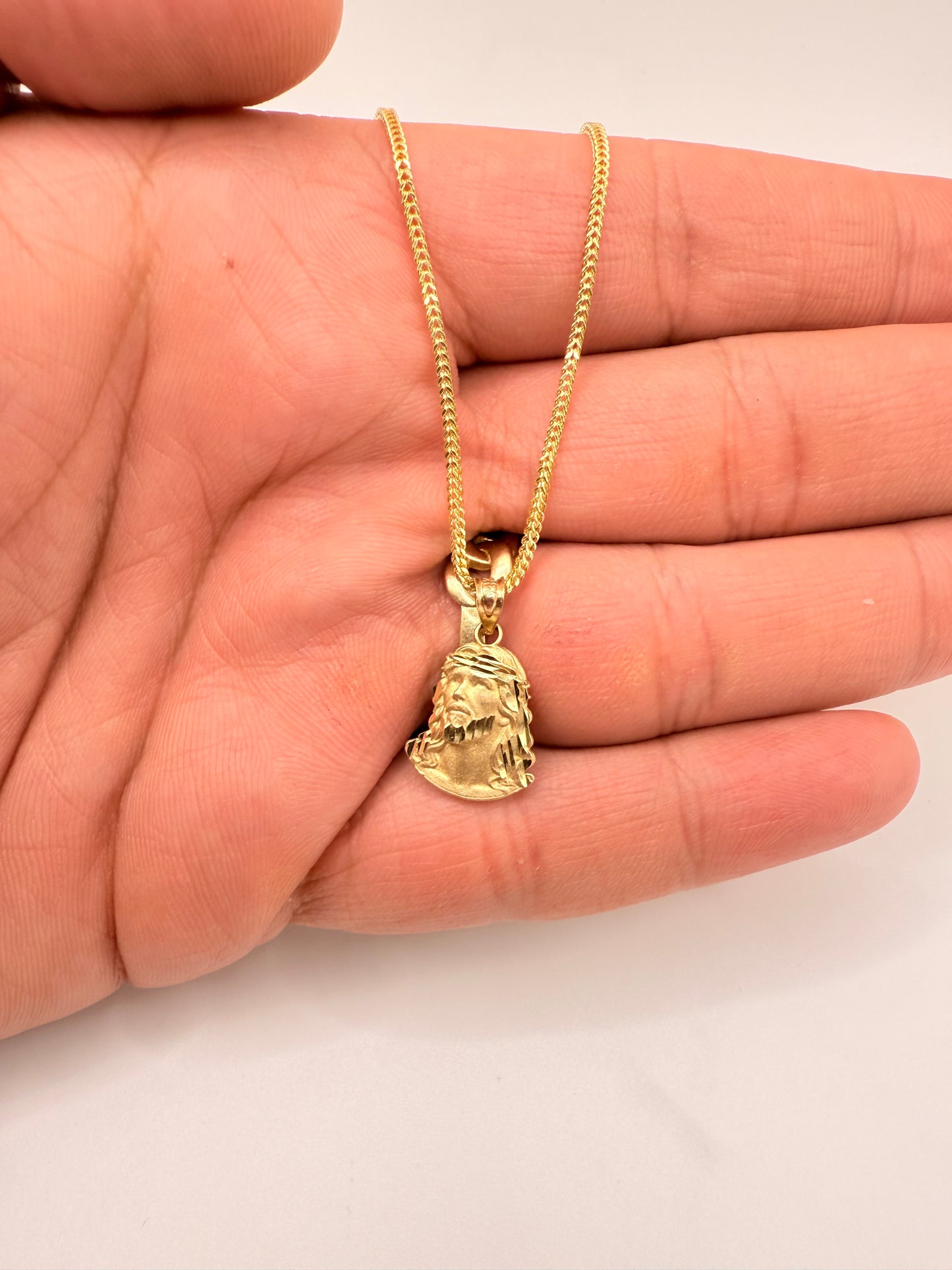 C8-NEW 14k Franco Chain and Jesus Pendant. W.G