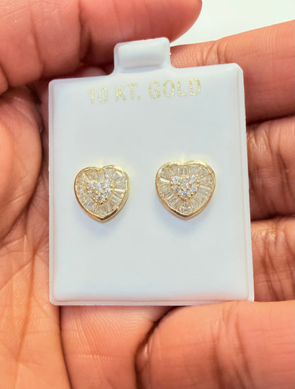 1739- NEW 10K Gold Baguette Cut Heart Stud Earrings (10mm) W.G