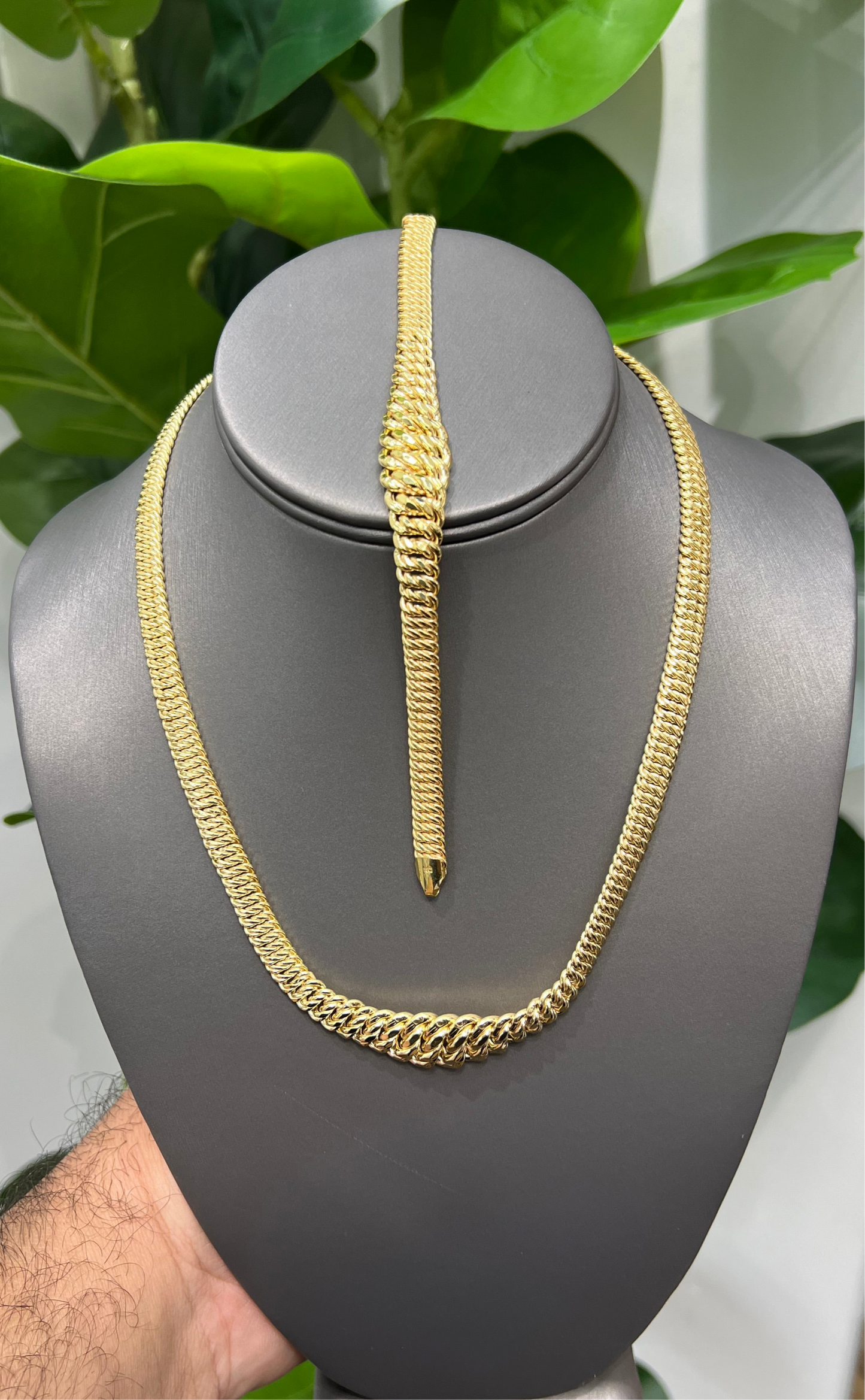 1267- 10K Princess Cut Chain & Bracelet Set / Cadena y Pulsera Corte Princesa