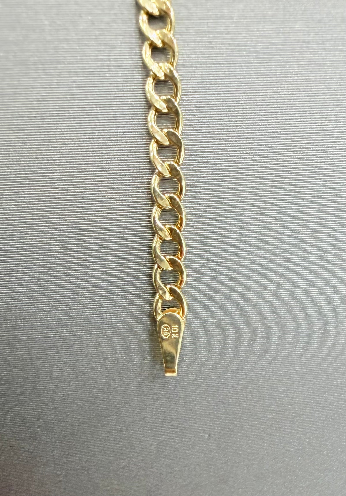 1722- NEW 10K Hollow Cuban Curb Bracelet 7” (2.5mm) W.G