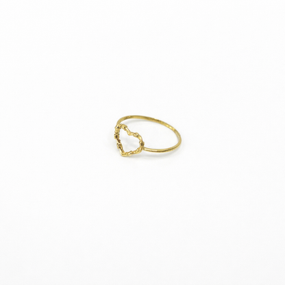 1495- NEW 14K Thin Lightweight Heart Ring W.G
