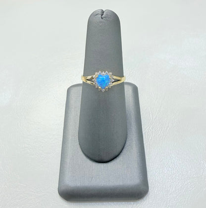 1814- NEW 14K Opal Gold Ring W.G