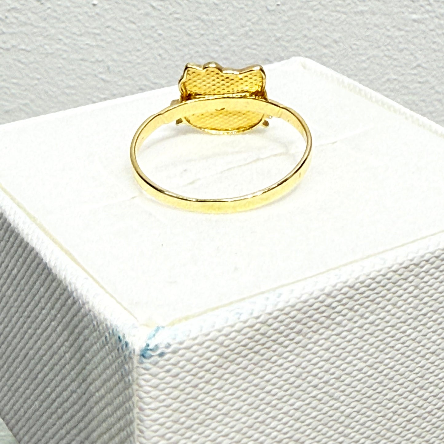 1176- NEW 14K Small Hello Kitty Face Ring W.G