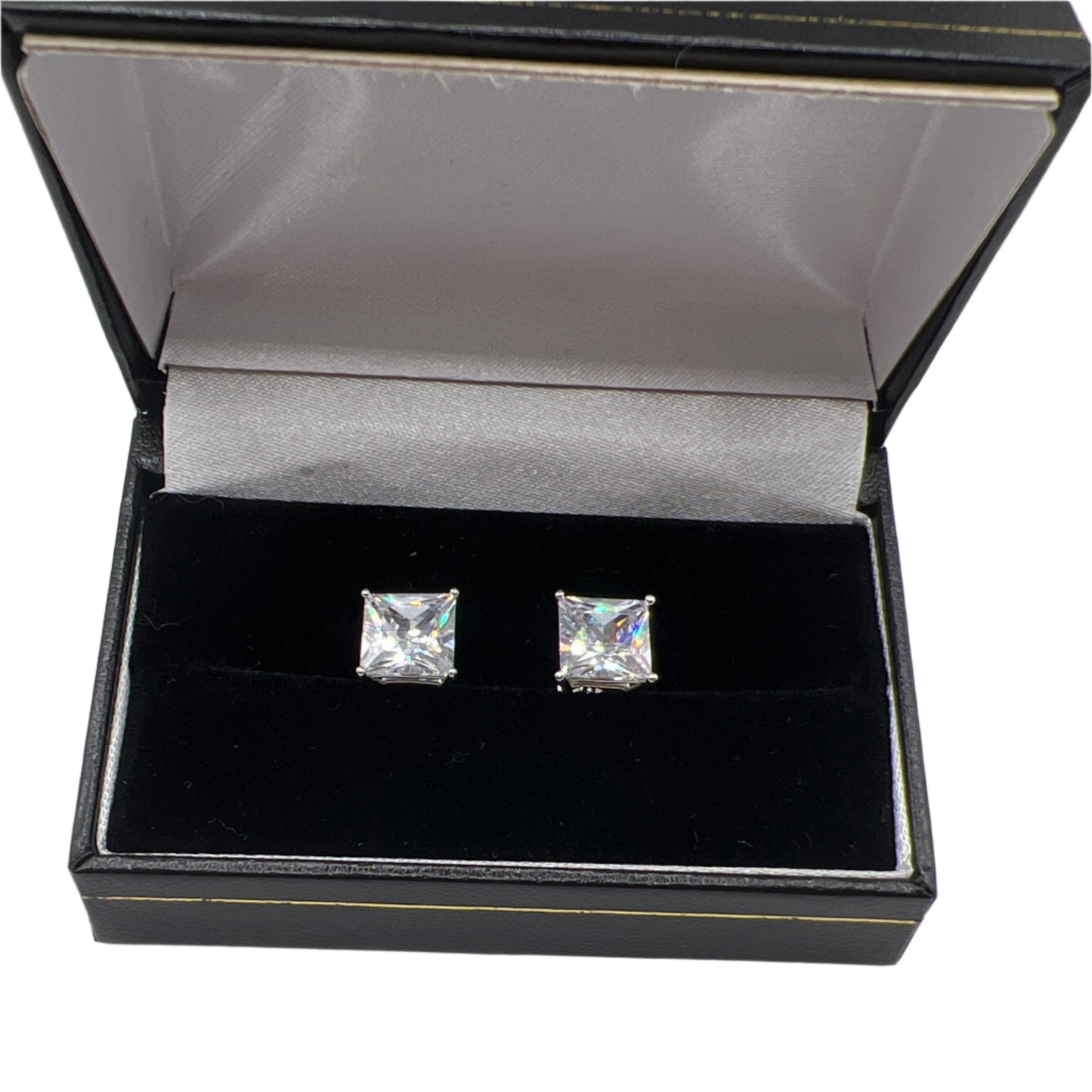 S451- 925 Sterling Silver Square Basket Clear CZ Stud Earring 8mm