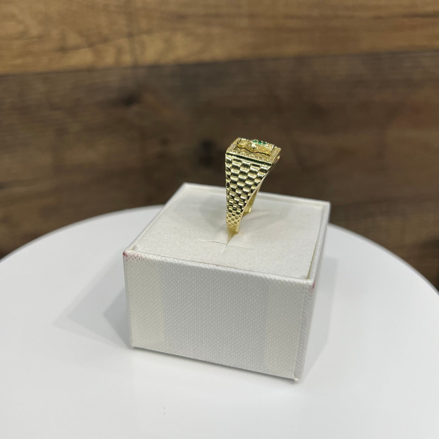 1278- 10K St Jude Figure Fashion Men's Ring W.G