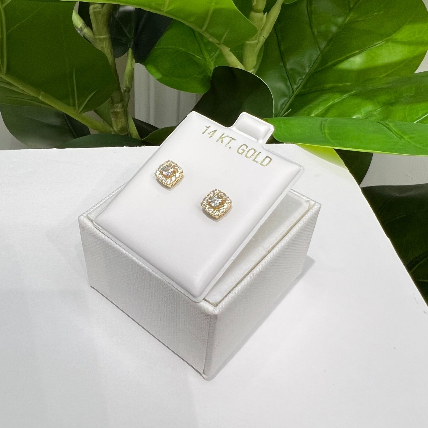 1361- NEW 14K Small Square Full Cz Stud Earrings (6.4mm) W.G