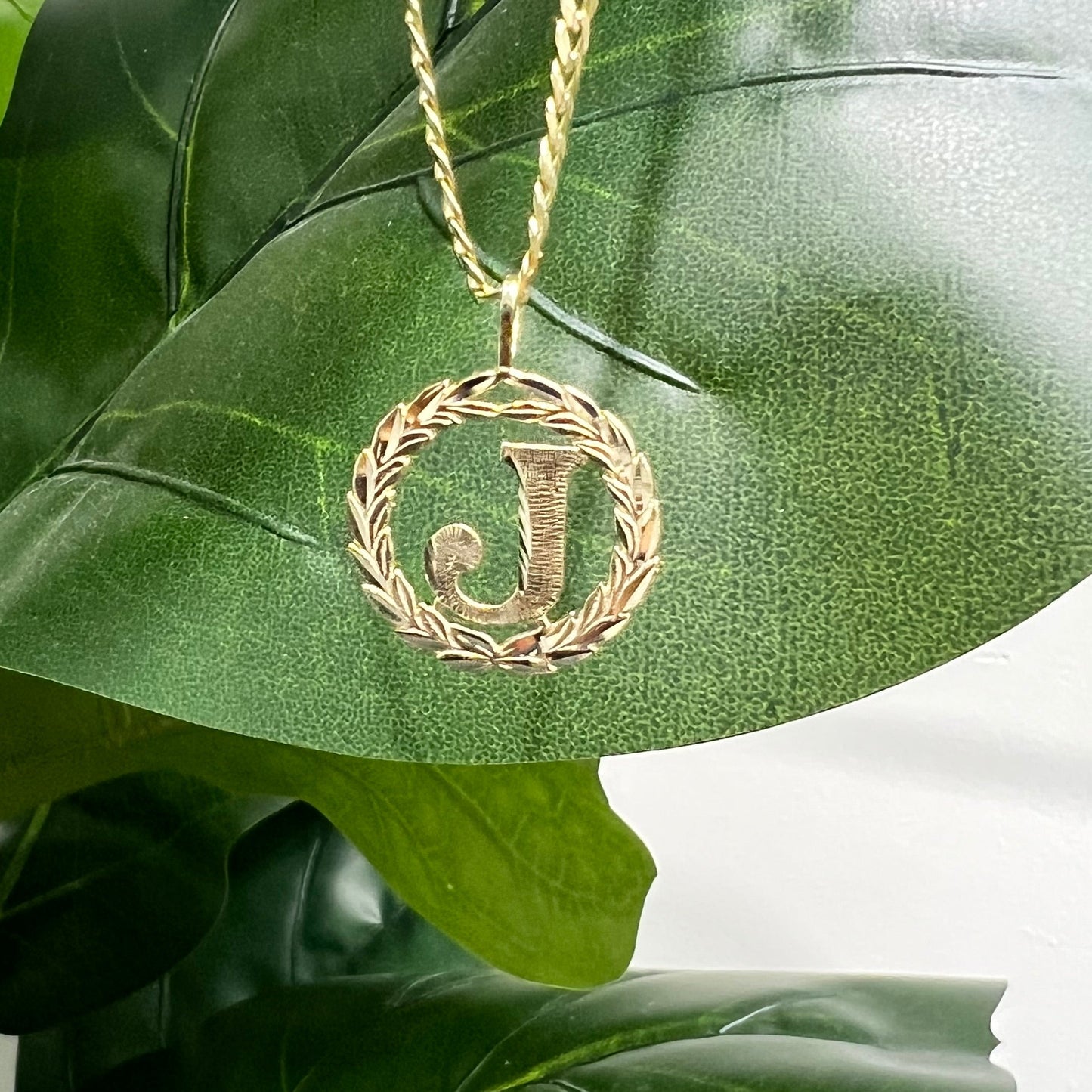 1346- NEW 14K Letter J Initial Pendant W.G