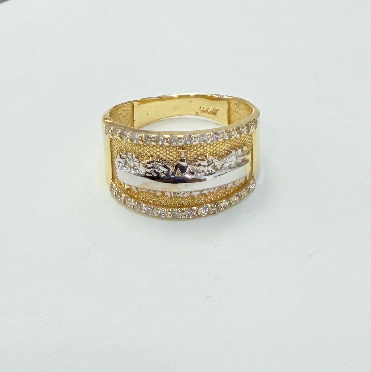 1246- NEW 14K The Last Supper Ring W.G