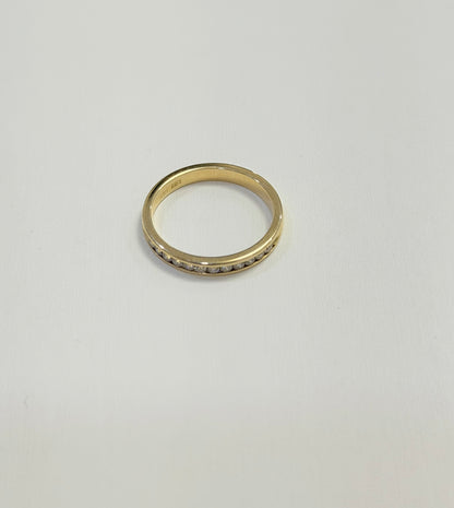 1688- NEW 14K Thin Diamonds Wedding Band W.G