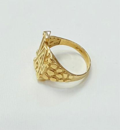 1107- NEW 14K Full Nugget LA Square Ring W.G