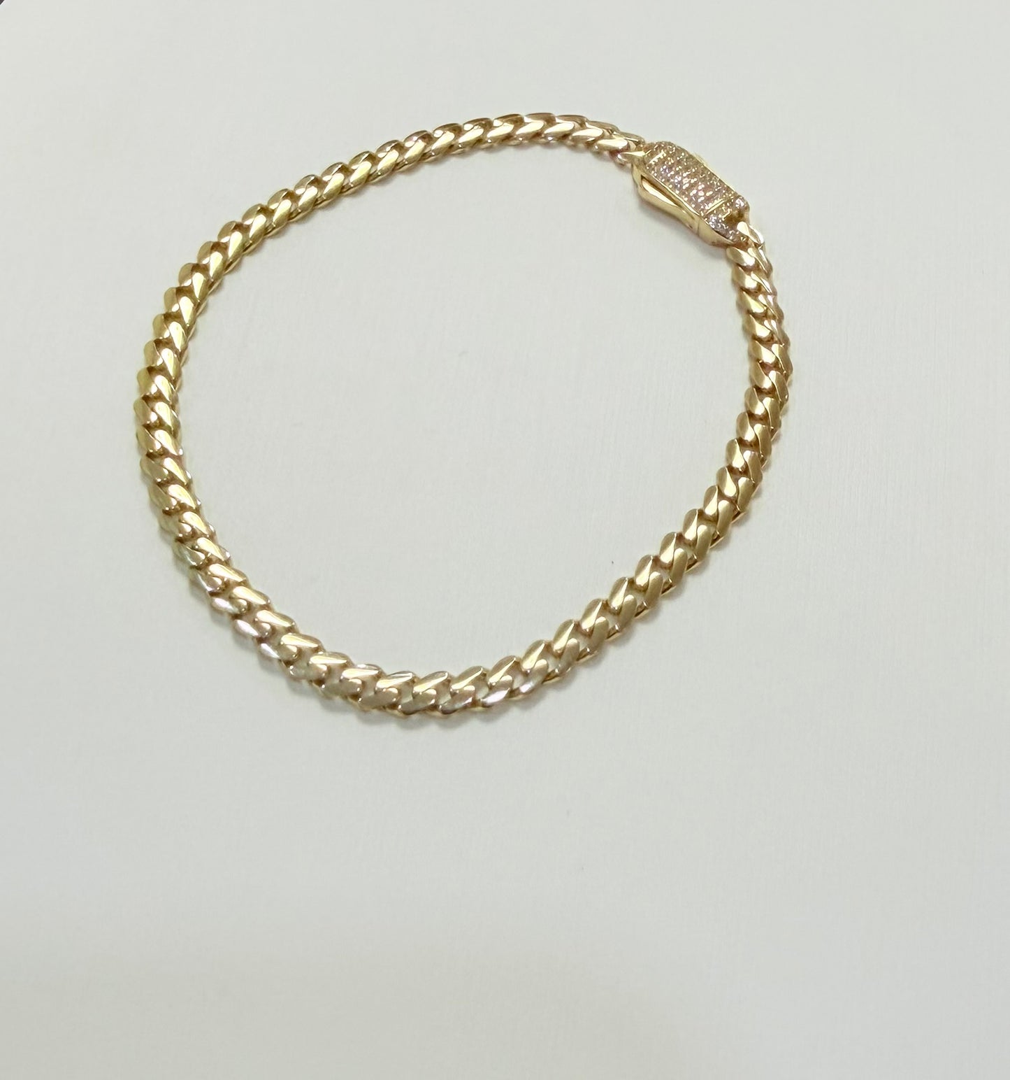 1674- NEW 10K Hollow Cuban Bracelet 7” (5mm) W.G