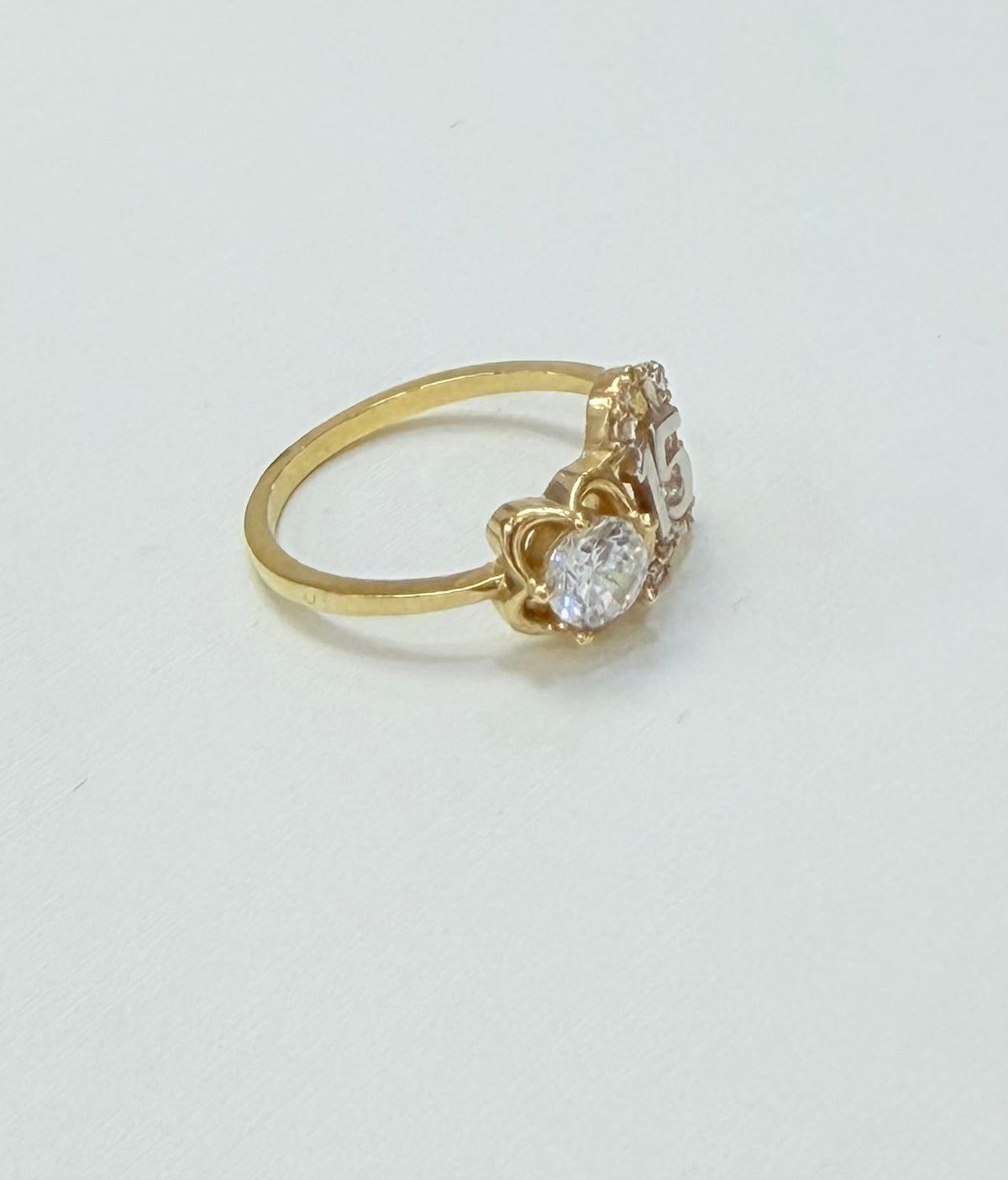 1485- NEW 10K Flower Quinceañera Ring W.G