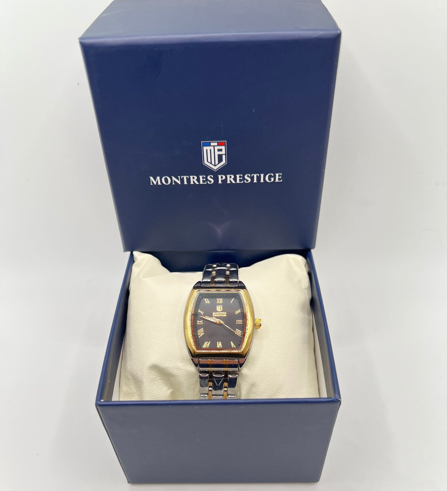 R57- Montres Prestige X Invicta Women's Watch Color Silver & Gold -27mm