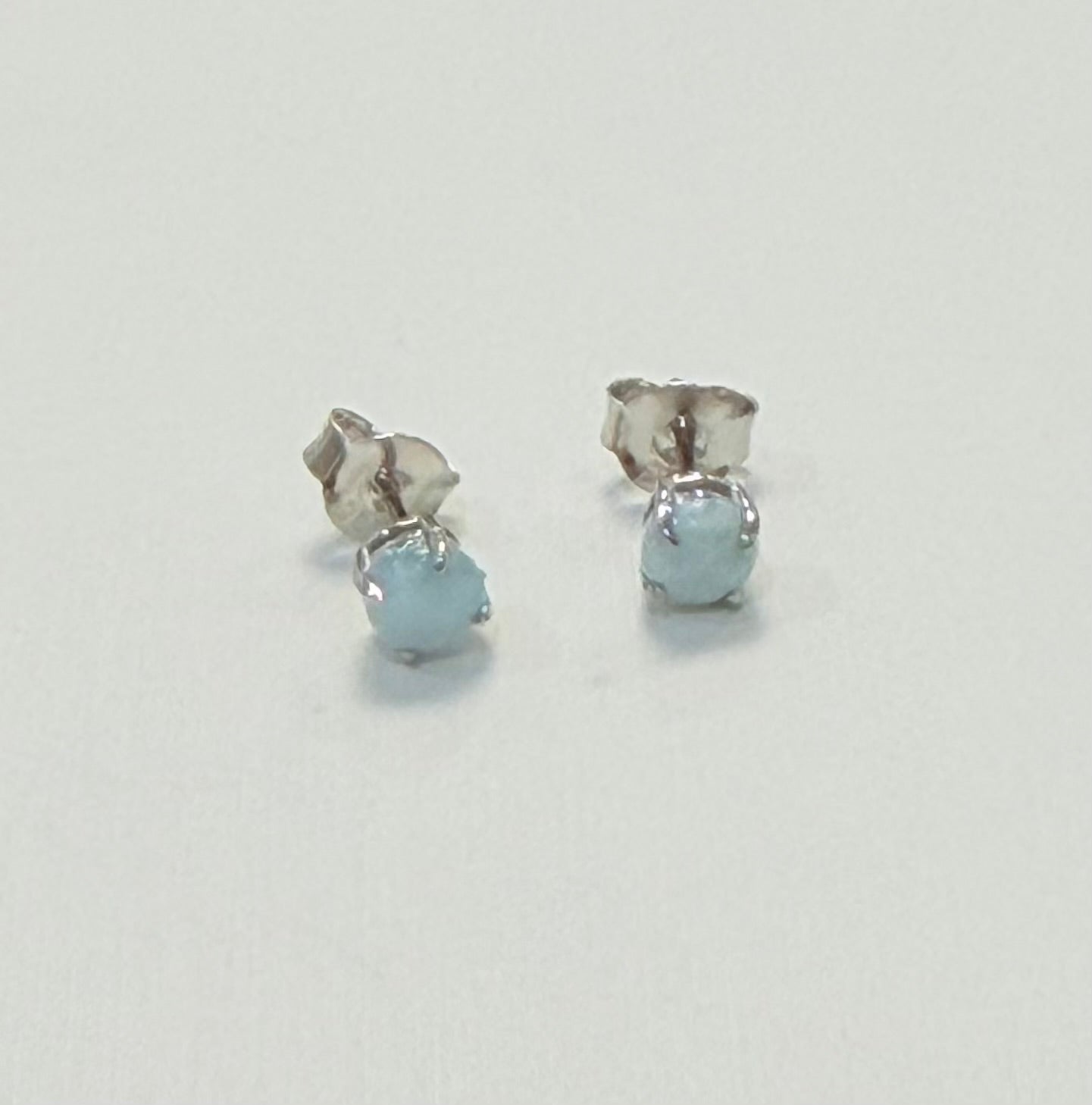 S907- NEW .925 Sterling Silver Small Round Larimar Stud Earrings (4mm) W.G