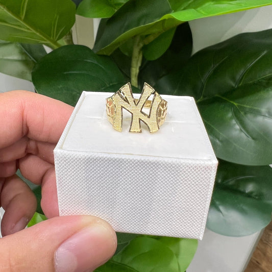1192-NEW 14K NY Yankees Nugget Men's Ring W.G