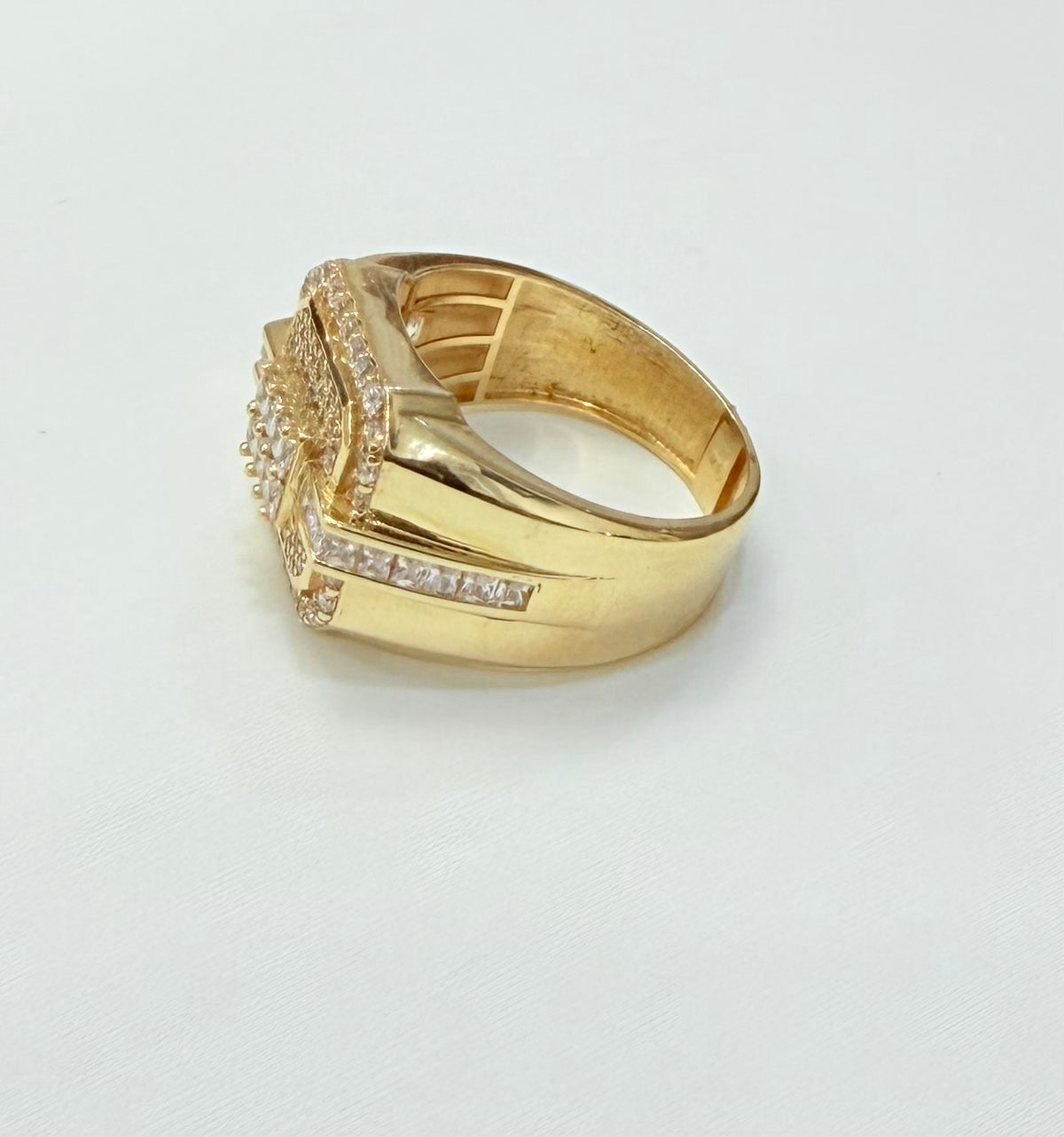 1356- NEW 14K Ice Out Cz Men's Fashion Ring W.G
