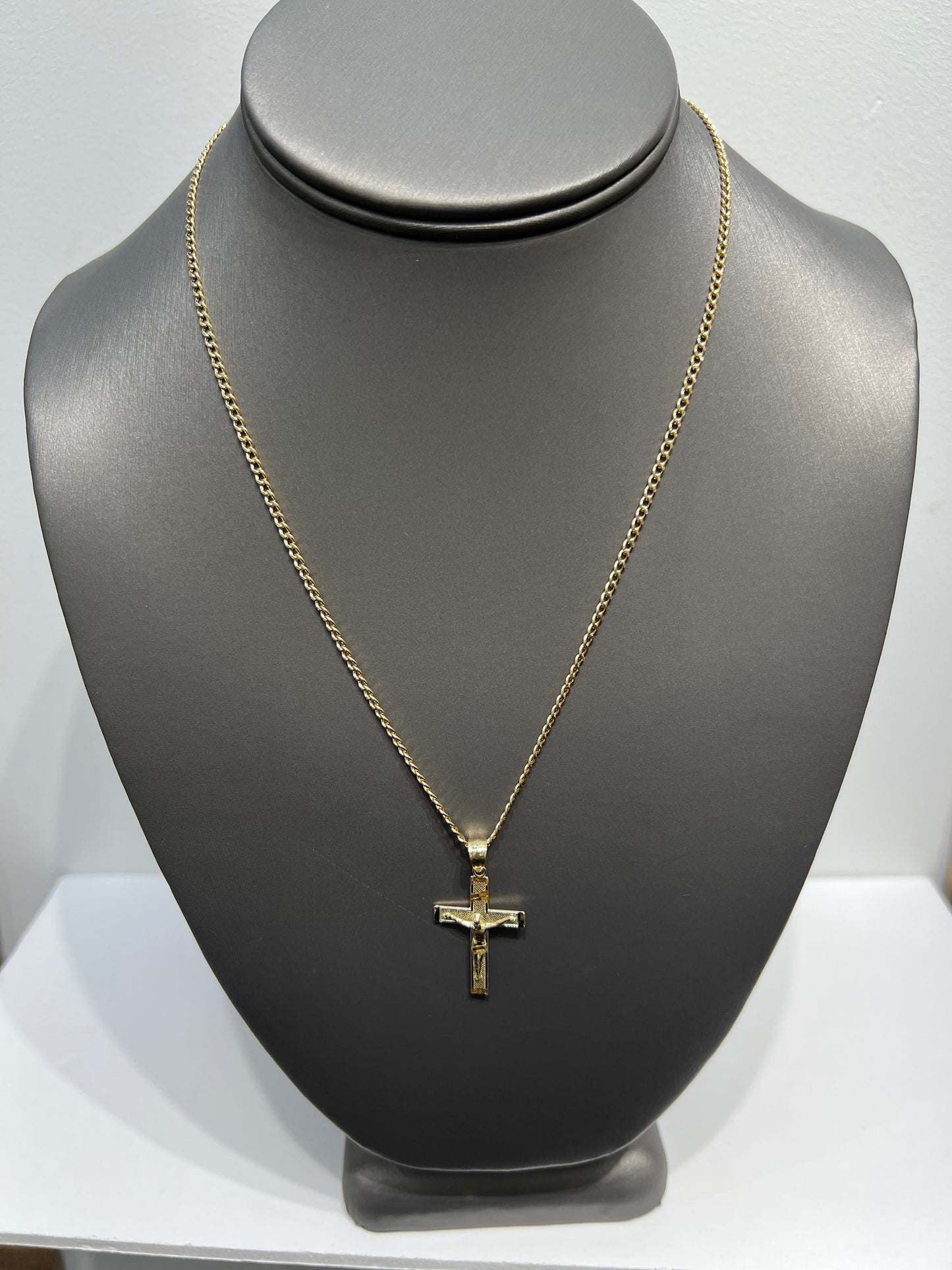 C54- NEW 10K Hollow Cuban Curb Two Tone & Crucifix Pendant SET W.G