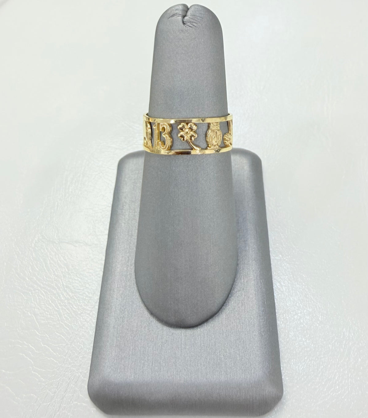 1705- NEW 10K Good Luck Band Ring W.G