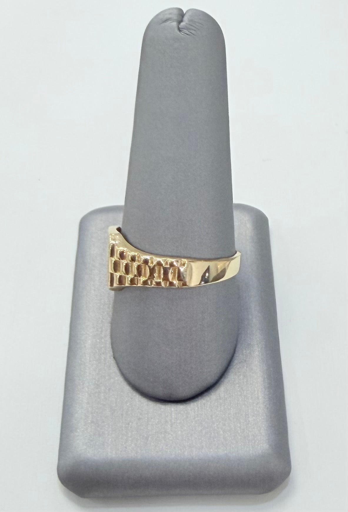 1833- NEW 14K Square Fashion Ring W.G