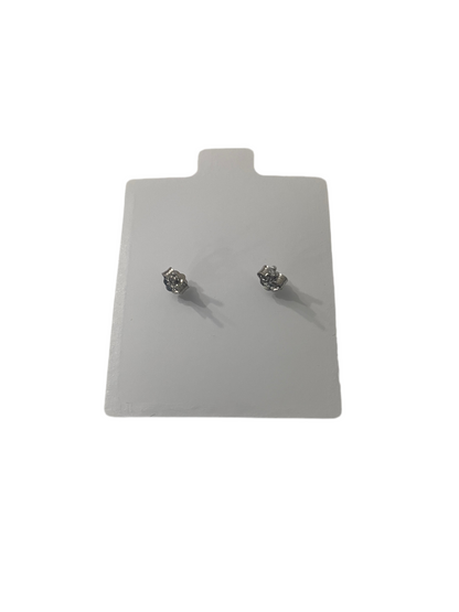 S690- Silver clover Stud Earrings