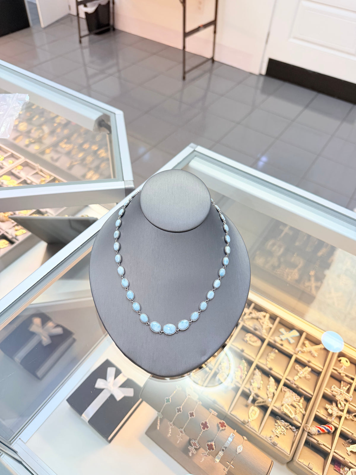 S806- NEW .925 Oval Larimar Necklace (W.G)
