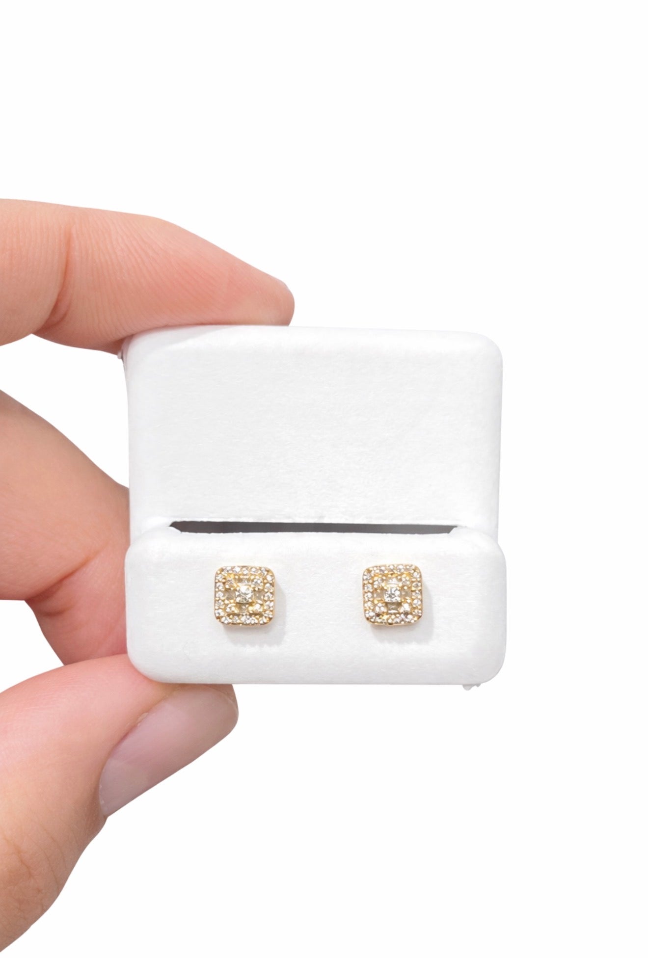 D5- NEW 10K Iced Out Square Natural Diamond 💎 Stud Earrings (0.26ct) W.G