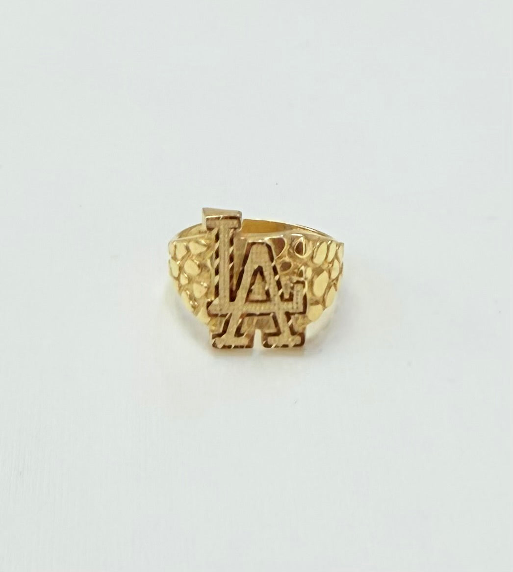 1107- NEW 14K Full Nugget LA Square Ring W.G