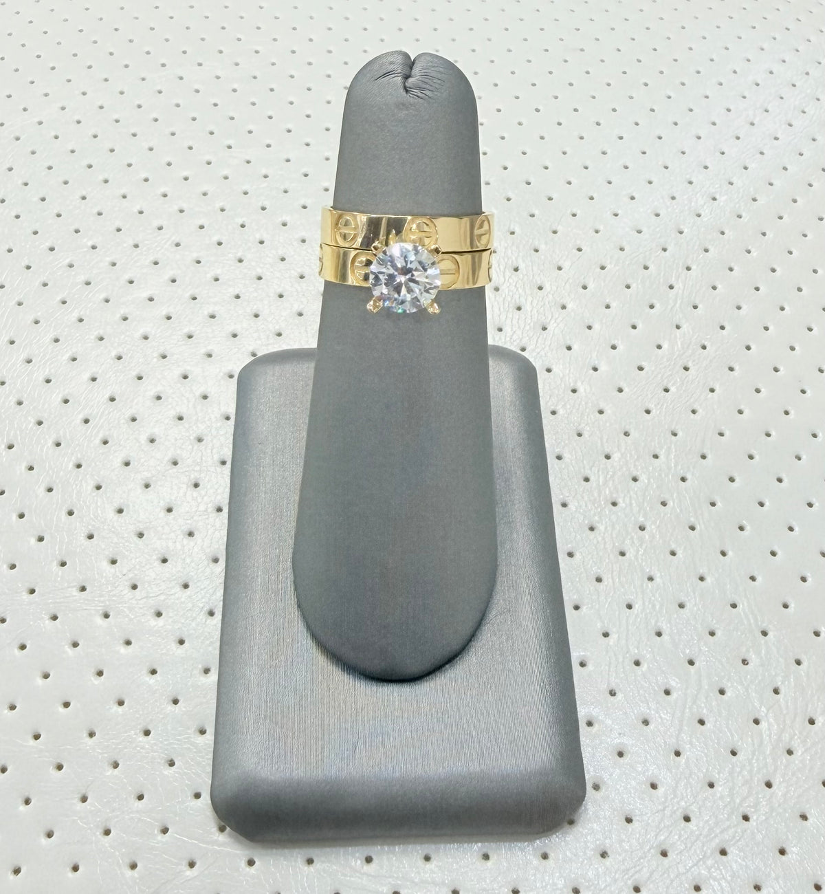 1818- NEW 14K Love Wedding Rings W.G