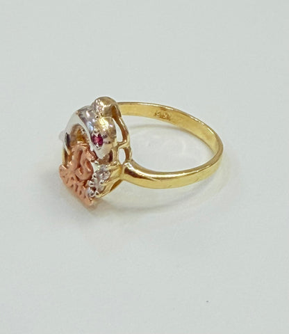 351- Anillo de quinceañera de oro de 14 quilates con delfín y número 15