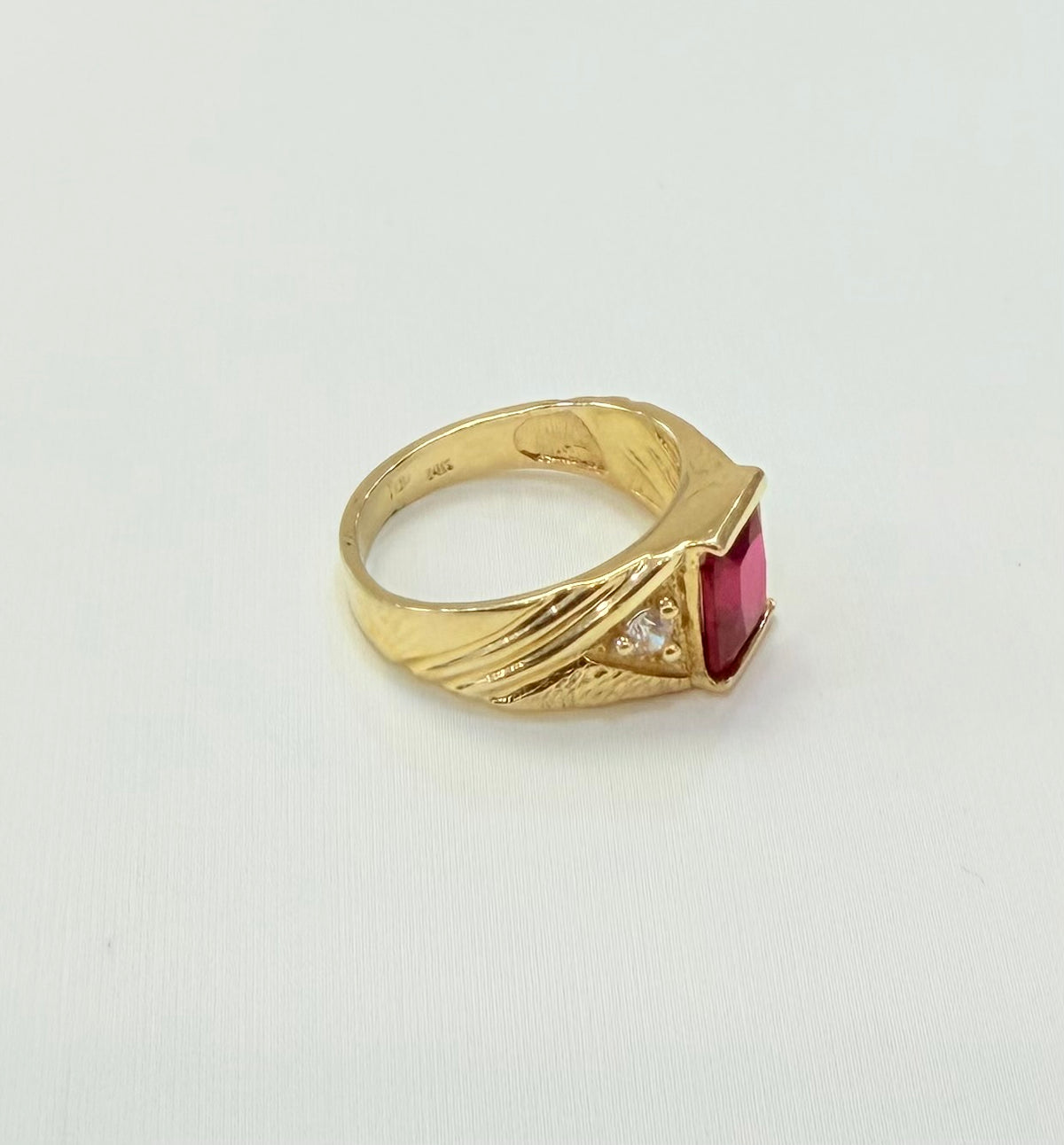 1100-NEW 14K Square Red Stone Ring W.G