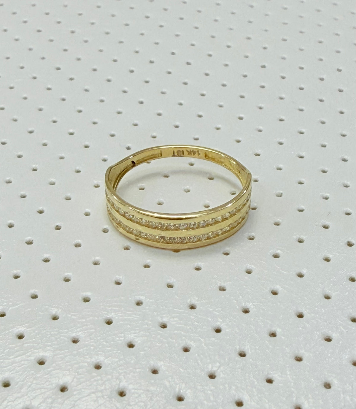1808- NEW 14K Jade Wedding Trio Set