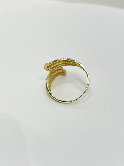 1474- NEW 14K Gold Swirl Fashion Ring W.G