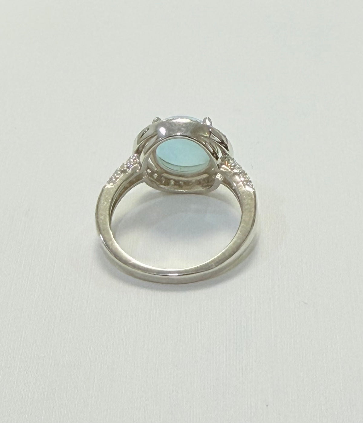 S901- NEW .925 Sterling Silver Round Larimar Women’s Ring W.G