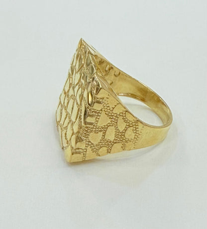 1698- NEW 10K Square Nugget Men Ring W.G