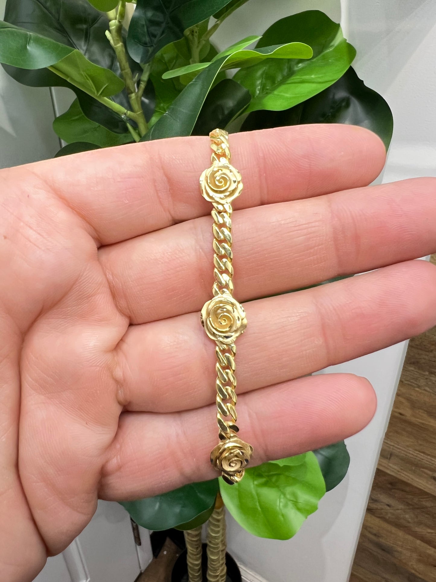 1633- NEW 10K Gold Rose Flower Bracelet 7.5" (10.1mm) W.G