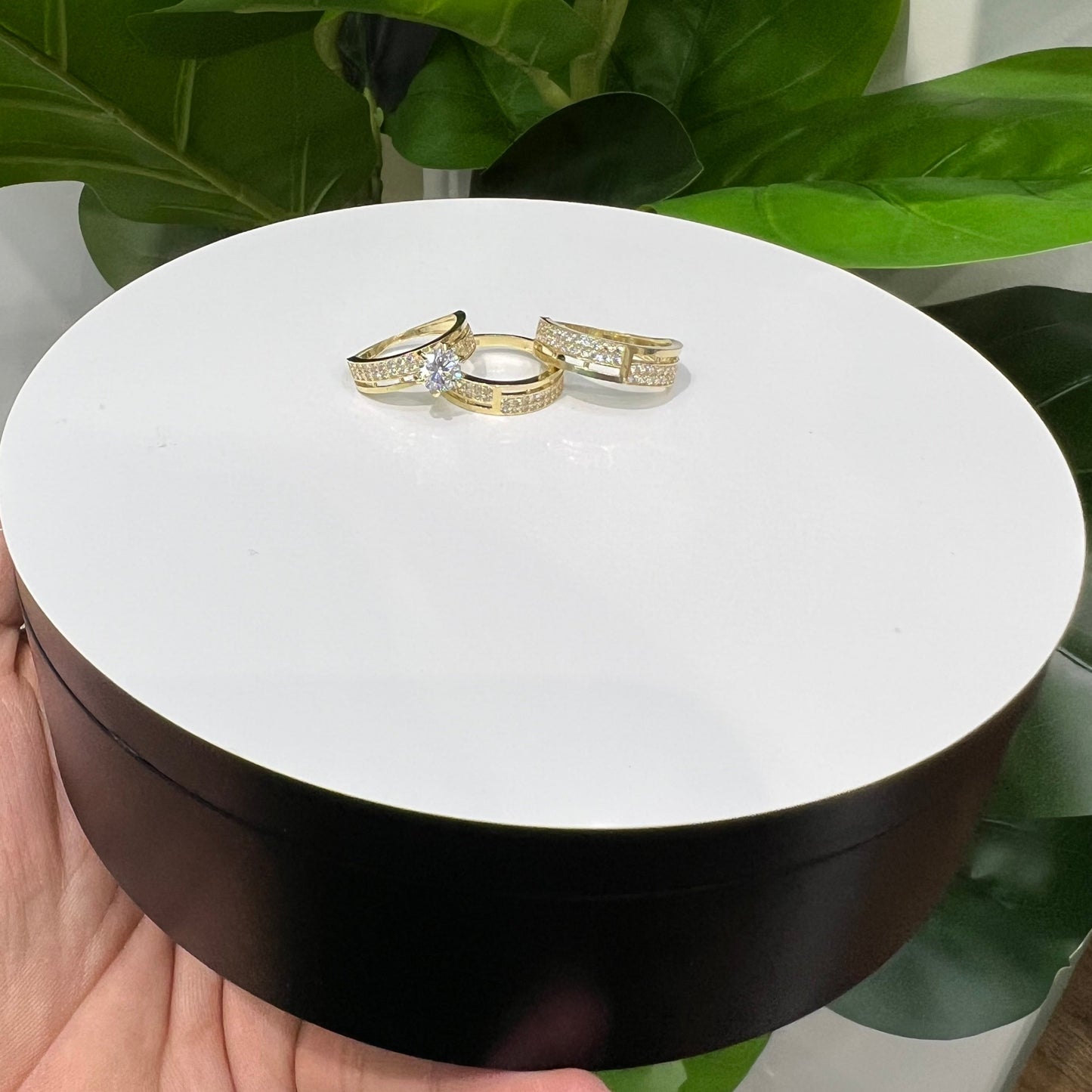 1274-NEW 10k Trio Wedding Ring Set W.G