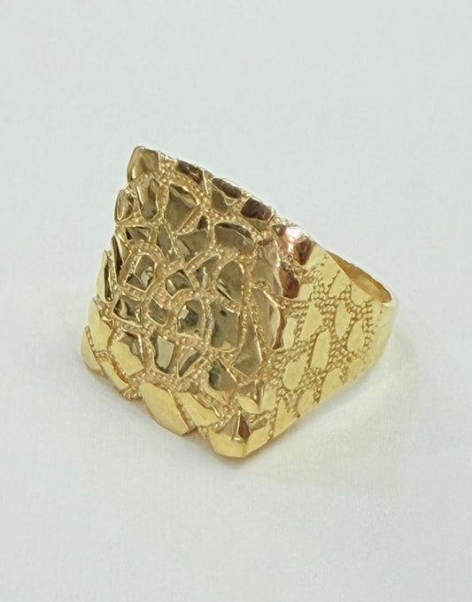 1698- NEW 10K Square Nugget Men Ring W.G