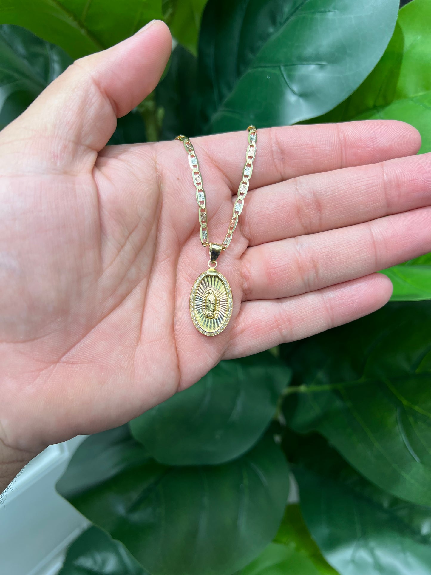 C39- NEW 14K Tri Tone Valentino Chain 18” (3.4mm) & Our Lady of Guadalupe Pendant Set W.G