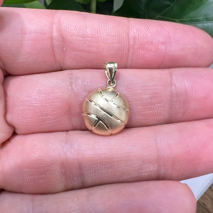 1649- NEW 10K Gold Basketball Pendant W.G
