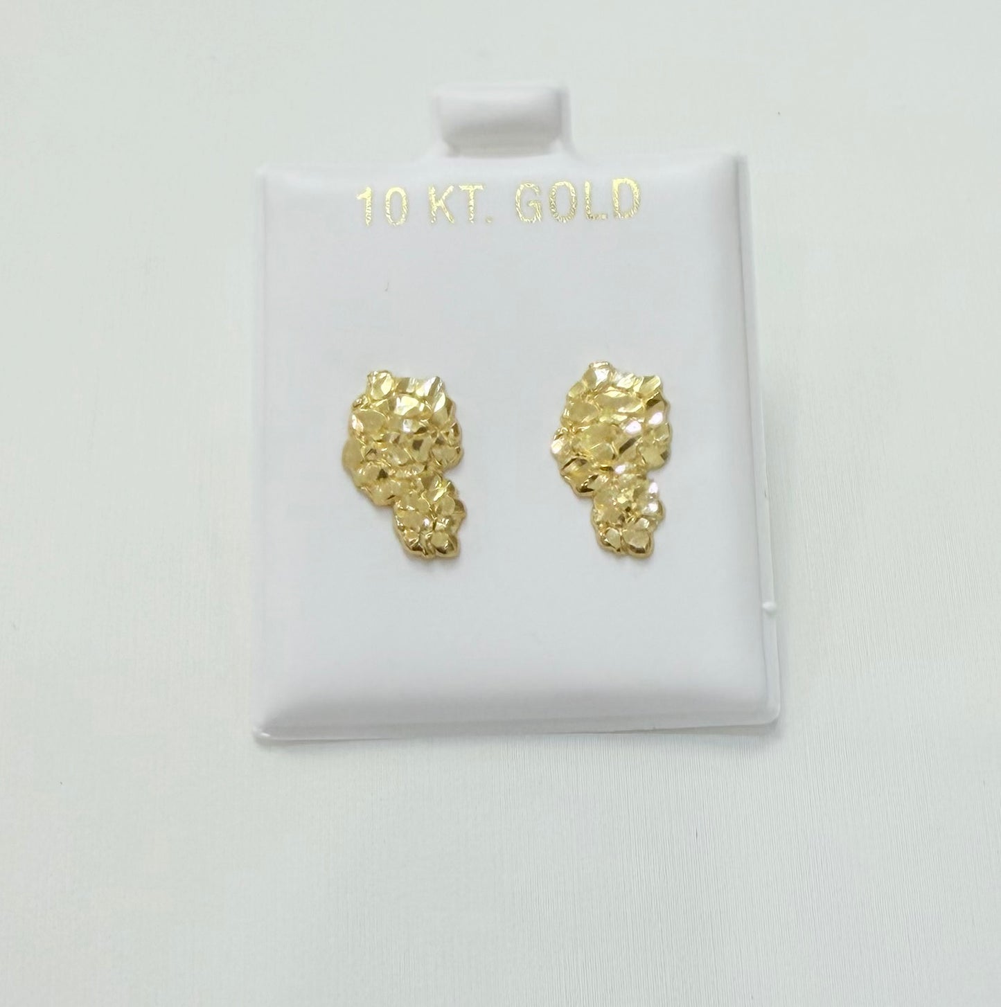 1718- NEW 10K Nugget Stud Earrings W.G