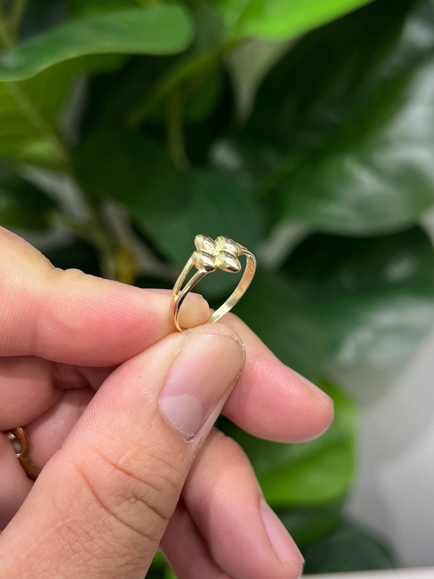 1459- NEW 10K Classic Women's Ring W.G