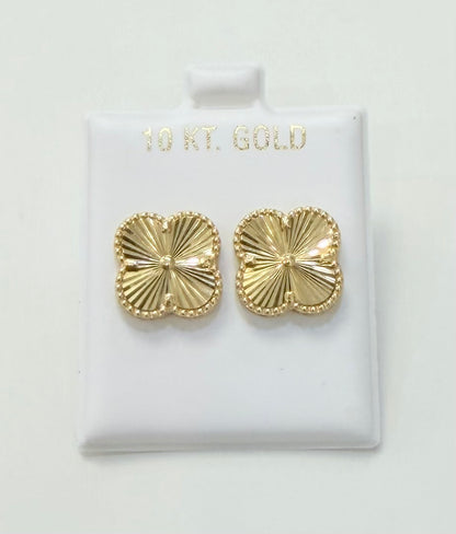 1760- NEW 10K Gold Trebol Stud Earrings (13.6mm) W.G