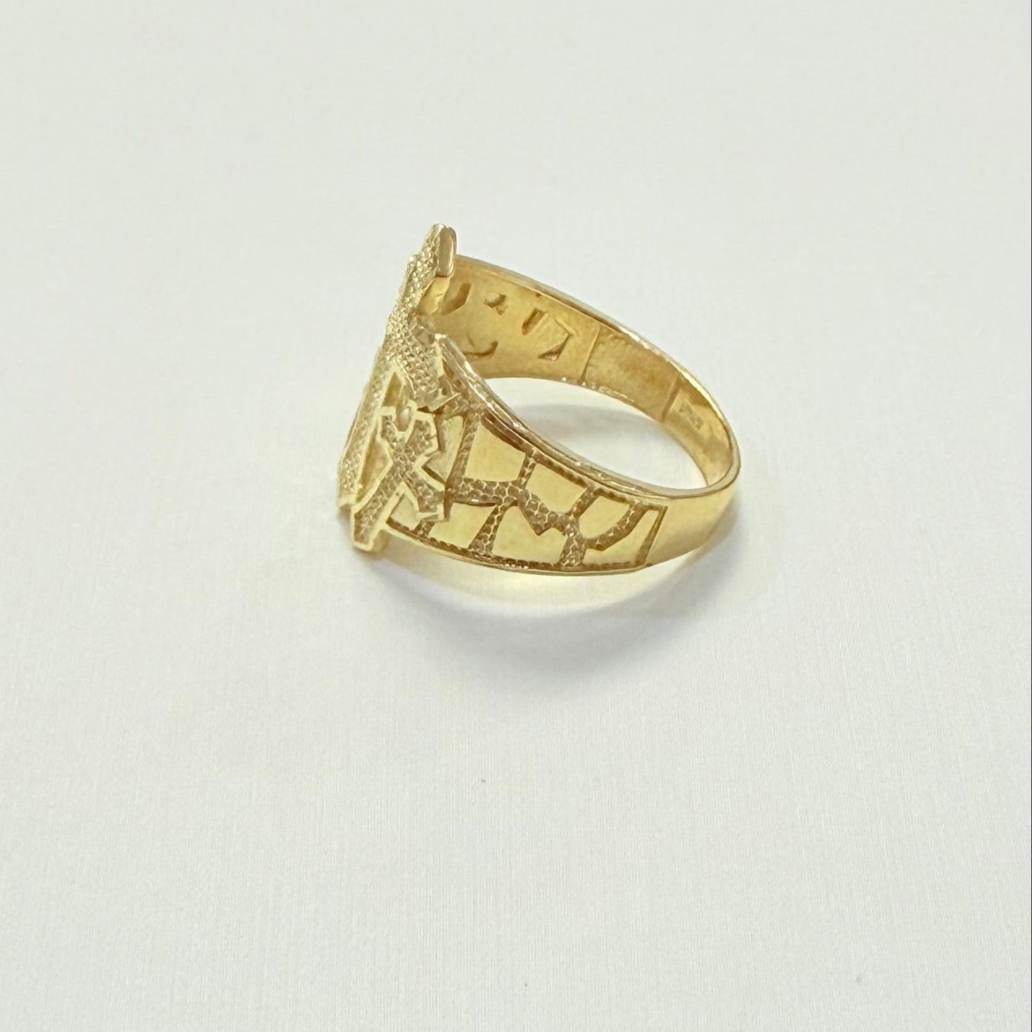 1701- NEW 10K Triple Multi Cross Nugget Ring W.G