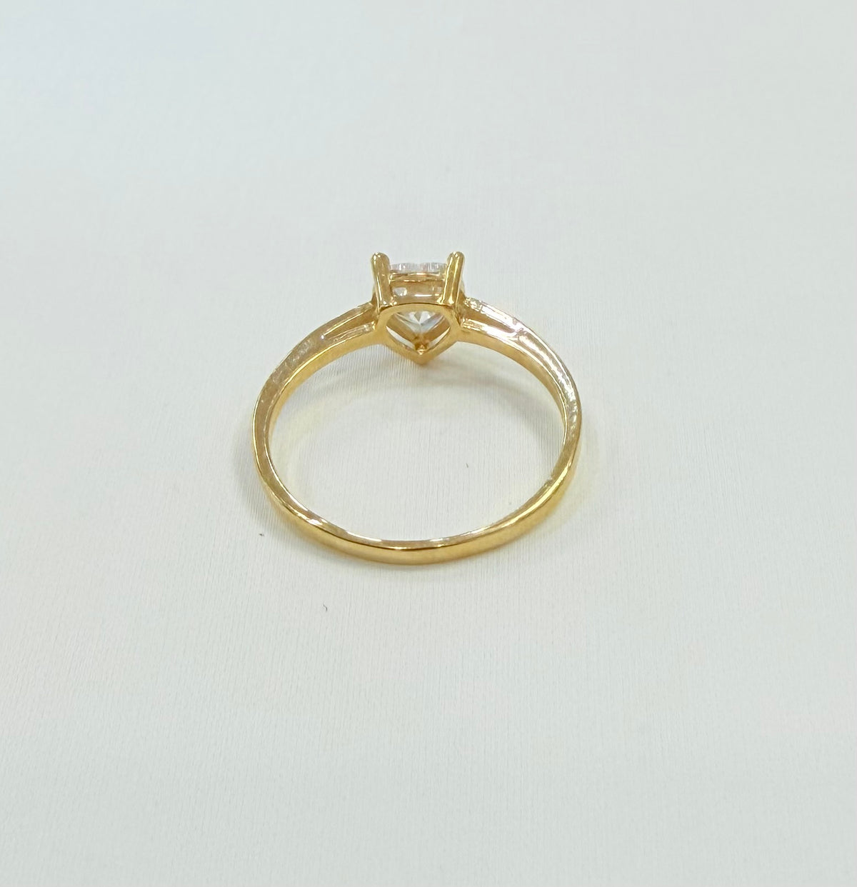 1642- NEW 10K Engagement Thin Ring W.G