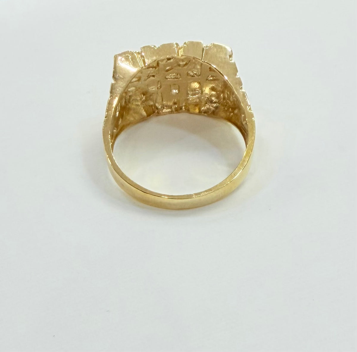 1696- NEW 10K Square Nugget Men Ring W.G