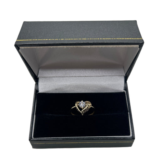 869- NEW Big Cz Stone Heart Ring (W.G)