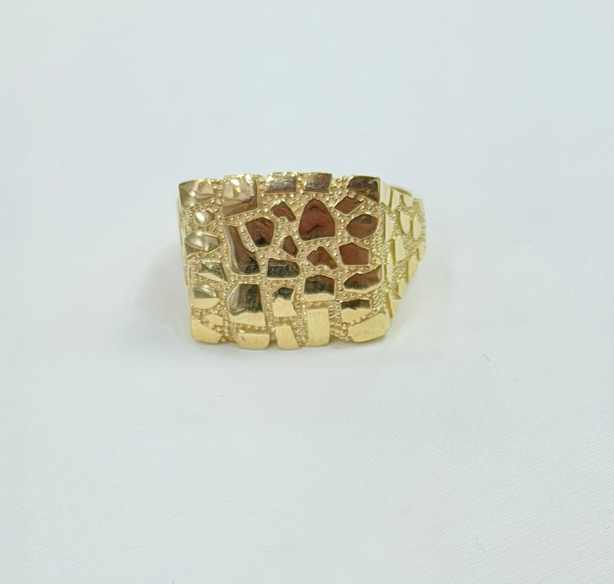 1696- NEW 10K Square Nugget Men Ring W.G